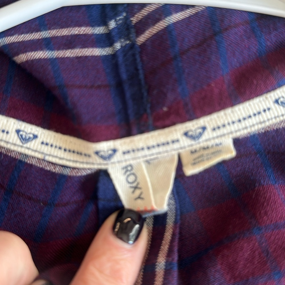 Hooded Roxy flannel - Picture 2 of 4